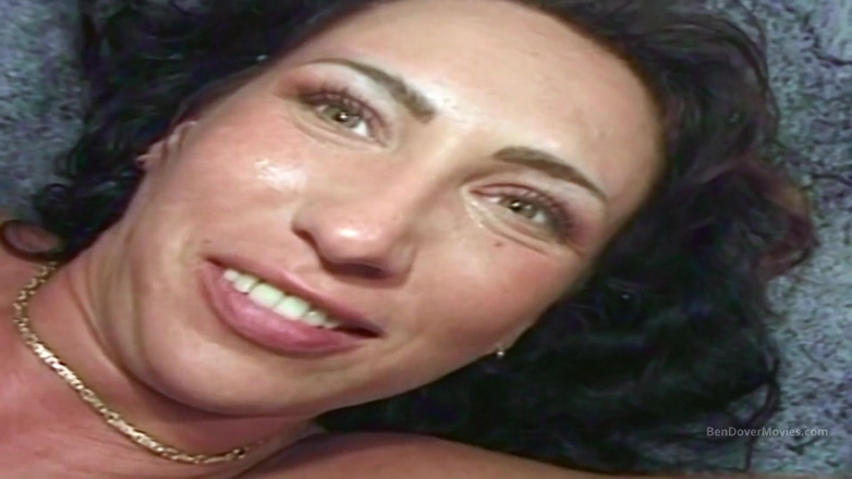 Ben Dover Movies: ความยิ่งใหญ่ของหนังโป๊: ซาร่า