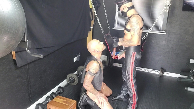Sexydick: Мужики в коже