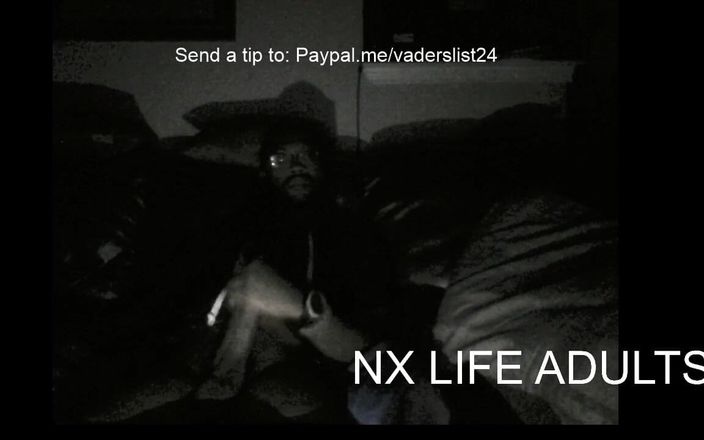 NX life adults: Возбужденный черный хуй жестко кончает на #stayhomehub сессии
