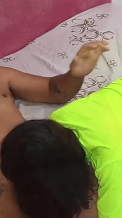 LeoOgro: Sapatão Piranha Dando O Cu