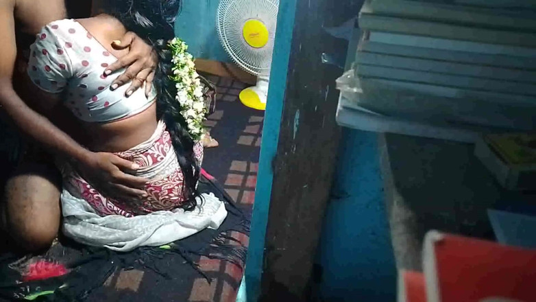 Desi palace: Indische heiße stiefmutter, hardcore, populärer hindi-sex