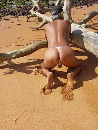 Ladysilvas: Ladysilva Pantat Besar Saya Di Pantai