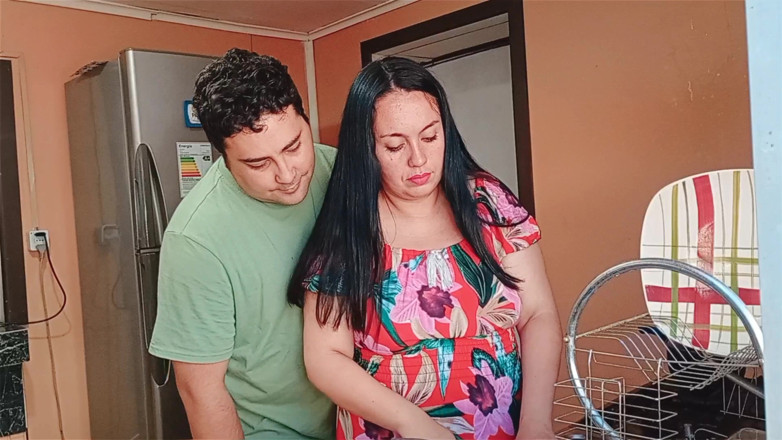 KellyHotStepmom: Mommy Gets Fucked in the Kitchen by Her Perverted Stepson