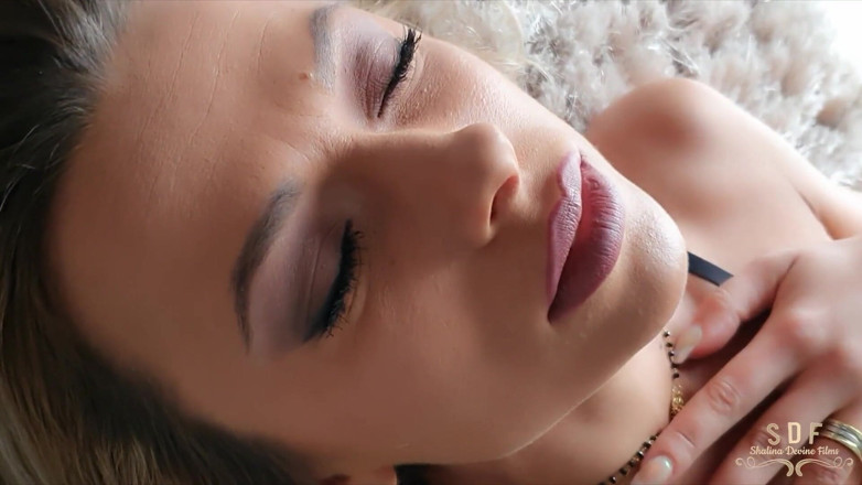 Shalina Devine Films: Toques de sueños