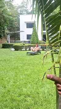 Tukang kebun yang penasaran ngentot bosnya yang lagi sange di luar ruangan - brandon cruz &alejandra palacios