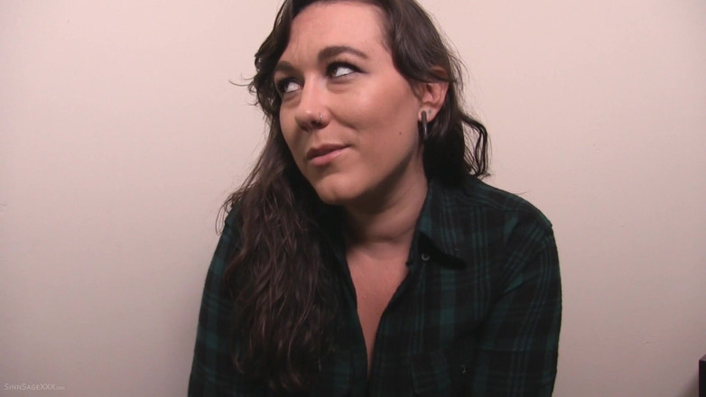 Sinn Sage: Mluvte se mnou sprostě Představujeme Sinn Sage