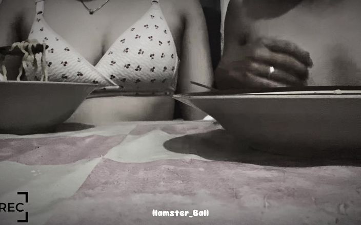 Hamster_Ball: Handjob im Noodle Restaurant mit Tinder freundin, Draußen!!