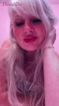 Sweet Rosie Misses and Kisses You