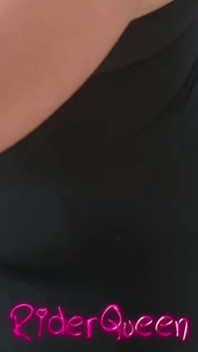 Velká kráska v akčním sexu - Riderqueen pro fanoušky