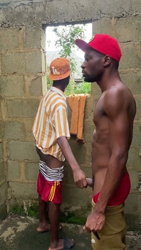 Thug Dude Fucking a Twink in an Uncomplicated Building