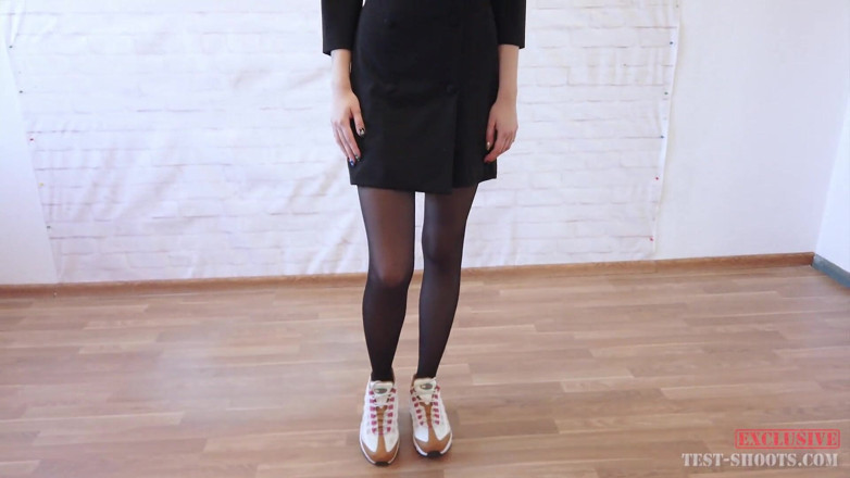 Test-Shoots: Roodharige tiener met grote tieten Lilly Mays naakt video casting...
