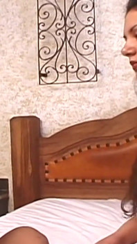 Siadanie na twarzy Lesbijek Domiantion - Trudno uzyskać powietrze pod tym epickim tyłek