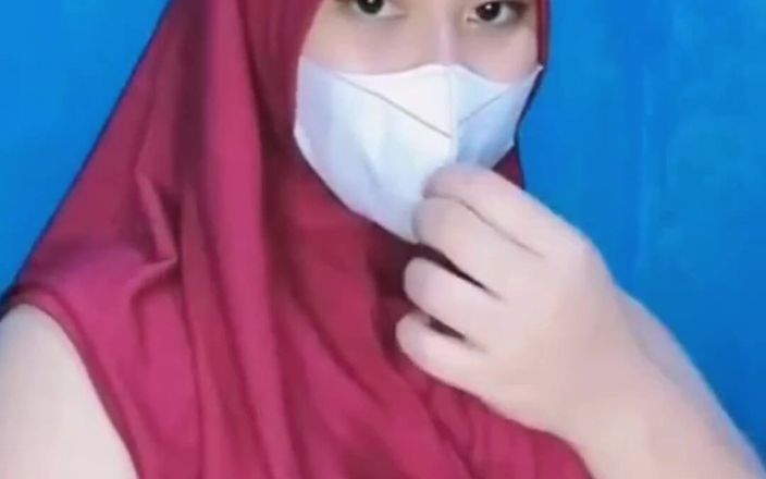 Jilbab69: Возбужденная, когда муж уходит на работу