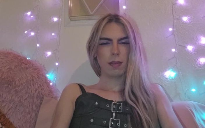 NotYourTransBaby: Üvey anne için iyi bir çocuk olmayı seviyorsanız, bu videoyu seveceksiniz