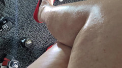 MisS Angel: Být slečnou A a hrát s mými nohama na červených podpatcích, část 2