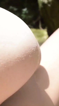 Sexe avec un beau mec rencontré à la rivière, sexe risqué, on nous a presque vus