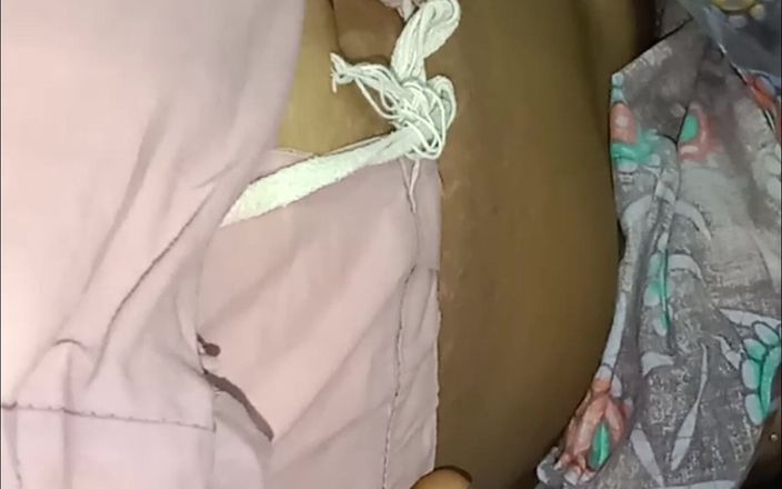 Tamil Anti Uma: Min styvbror var inte hemma och moster ringde mig och...