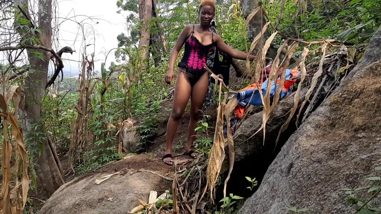 Morty Black: Vlog in the cameroonian forest with a pornstar