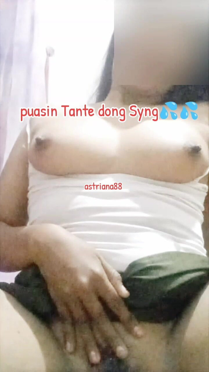 Astriana88: Samoživitelky nadržené