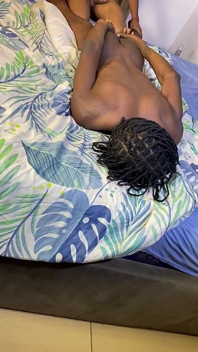BBCのトゥインクがルームメイトとセックスした
