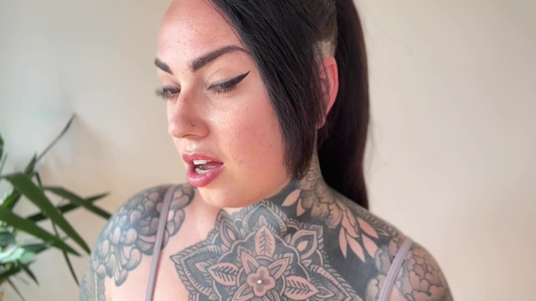 Miss Valentina: Öğretmen koltuk altı ibadeti