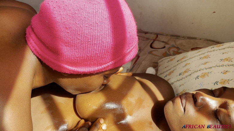 African Beauties: Gli spinaci in carne lesbica vizio da tenera fidanzata