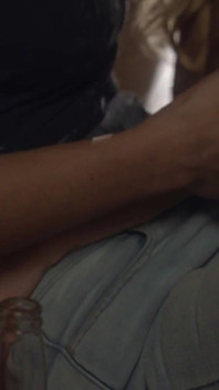 Kayden Kross seduce a Ryan Ryans para increíbles orgasmos comiendo coño