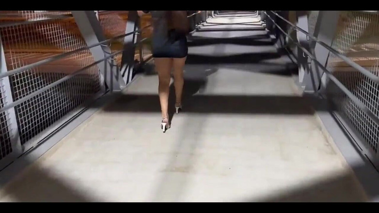 Karen Kiss: विवाहित महिला ने कैटवॉक पर लंड चुसाई दी - karen kiss