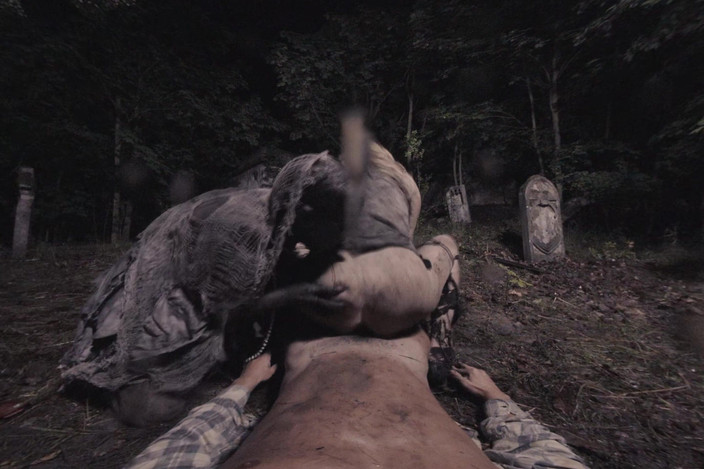 Xvirtual: X Zombies Berjalan Kaki 11 Maya dalam 180°