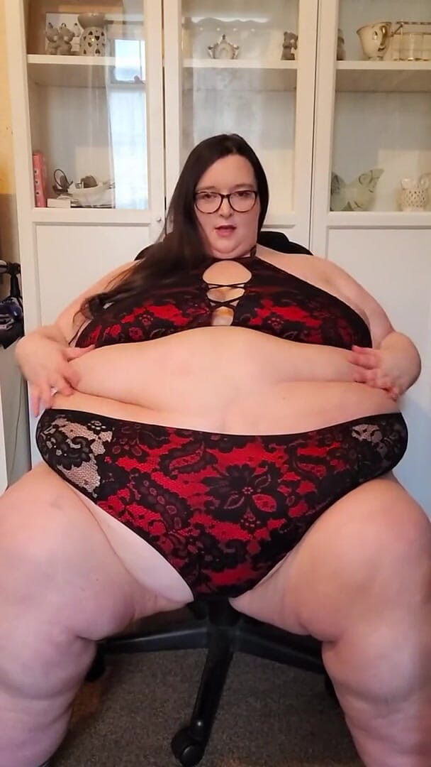 SSBBWLadyBrads: Dewi berpantat gemuk
