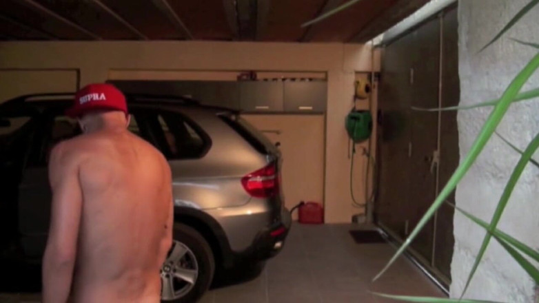 YOUNG FRENCH DUDES FUCKERS: Jo knullade i bilen av Enzo