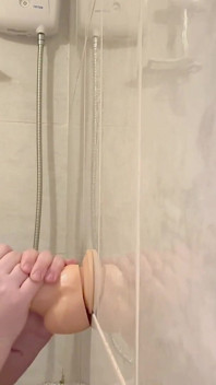 Bbw rommelig plezier met een dildo