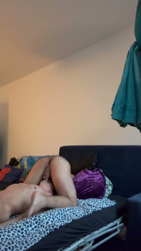 Enorme Daddy Neukt zijn femboy