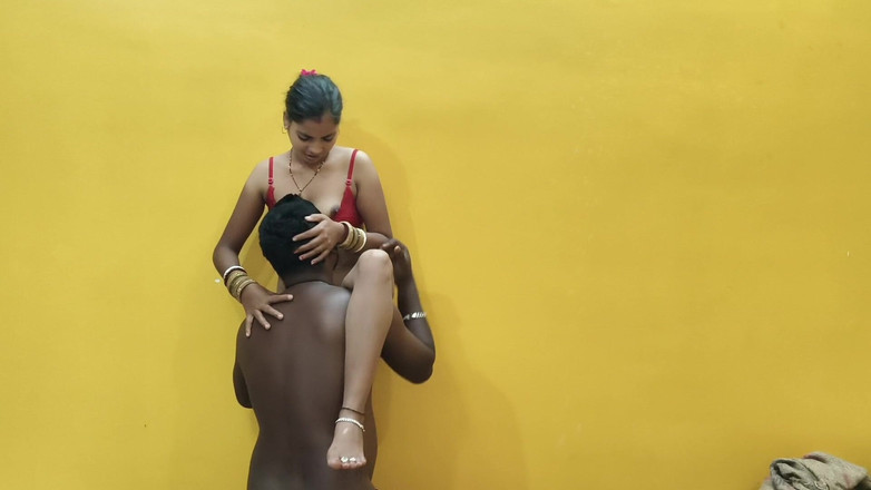 Nikku: Ho la prima volta di mia cognata la mia stanza...