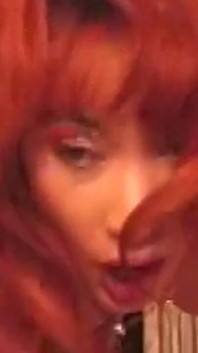 Insaciável ruiva milf é fodida com força e depois facial