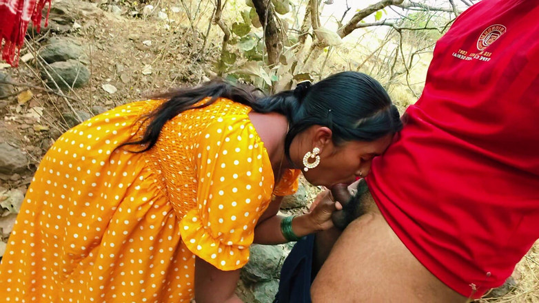 Premi pooja: Дезі бхабхі з красивими цицьками