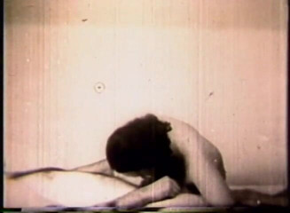 Vintage Usa: Czarno-biały film erotyczny