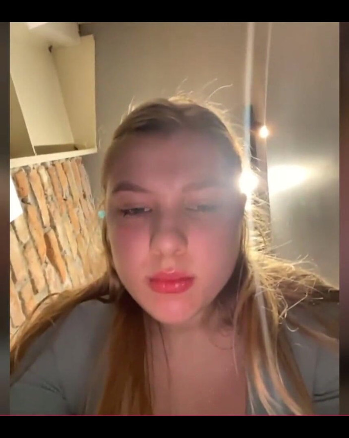 JuiceLussie: Dublă penetrare. Futai anal. Ejaculând mult