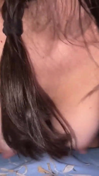 Những người yêu thích nghiệp dư chơi kiểu chó hoang dã: video đập âm hộ tại nhà