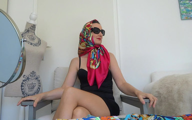 Lady Victoria Valente: Čtyři saténové šátky- honění, zatímco čicháš můj šukání