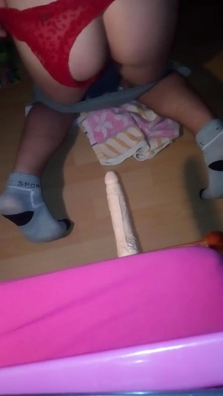 Sweethole: Pantat gay remaja gay menunggang dildo saya