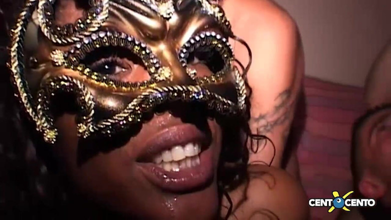 CentoXCento Italia: 《白人热情》（电影《Completo Centoscento》）