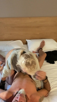 Alles gute zum geburtstag, kleine blondine