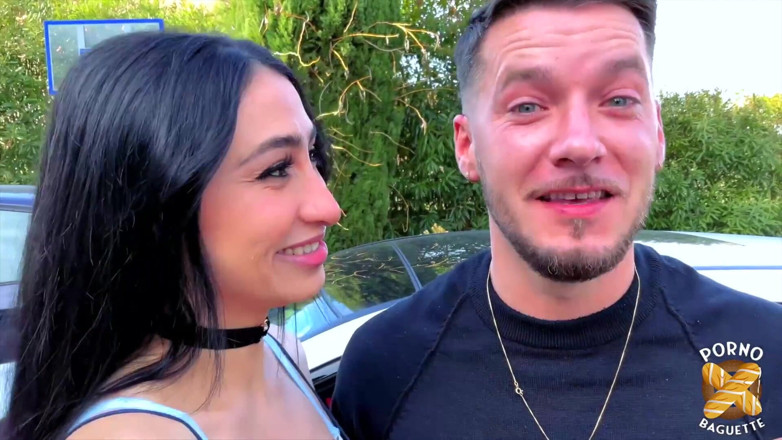 Porno Baguette: Pam och Didi, två vackra tjejer, knullas riktigt hårt
