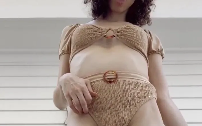Tia Tizzianni Productions: Jak se ti líbí moje bikiny?