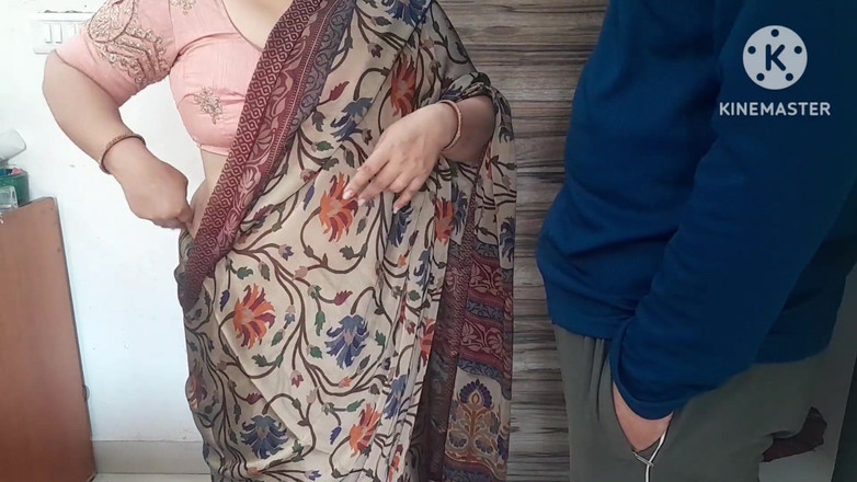 Salmaan001: Krejčí mistr šuká tvrdou sexy bhabhi v hindštině