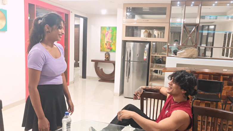 Hotmaster: Indian Desi Girlfriend