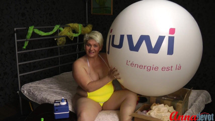 Anna Devot: Annadevot - The new balloon inflating machine :)