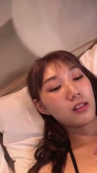 Face Reveal - model elegant Hazuki - prima joacă de stimulare a clitorisului și ejaculare înăuntru