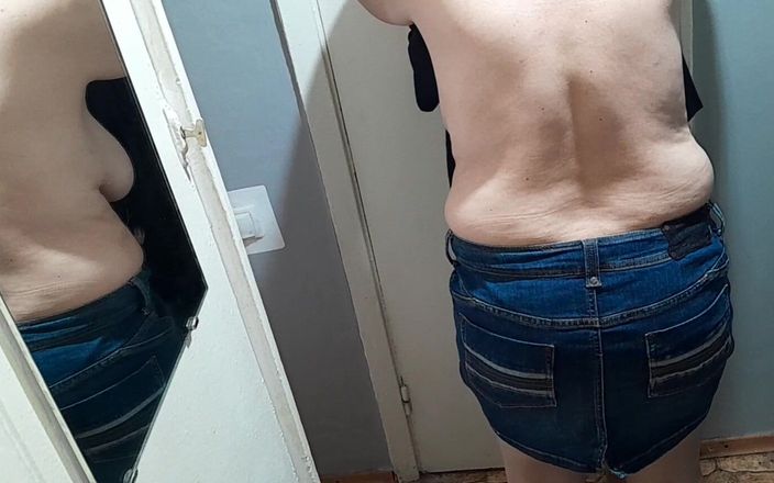 Lesbian-candys: मैं अपनी लेस्बियन गर्लफ्रेंड्स सेक्स के लिए हस्तमैथुन करता हूं